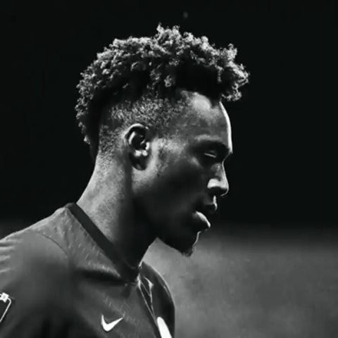 Quando Drogba accompagnò Abraham all’allenamento: il video-racconto preview