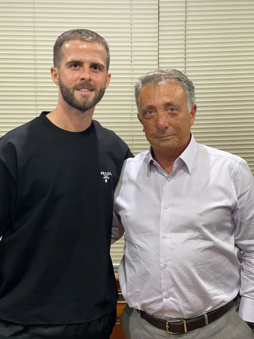 Il presidente del Besiktas su Pjanic: “Vogliamo riscattarlo ma dipende dalle condizioni” preview