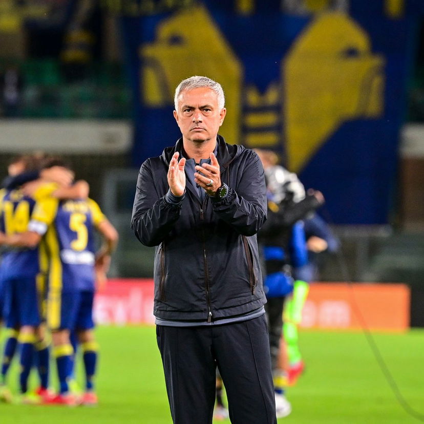 Mourinho: “Importante giocare con lo Shakhtar, vogliamo che l’Ucraina torni a sorridere” preview