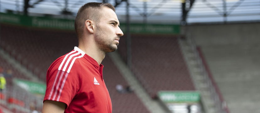 Serie B: con un gol di Rog, il Cagliari supera il Modena si misura e aggancia la vetta preview