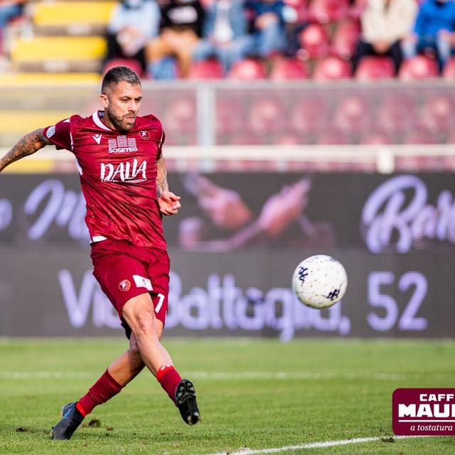Impresa Reggina: Menez e Galabinov (rigore) stendono il Parma preview