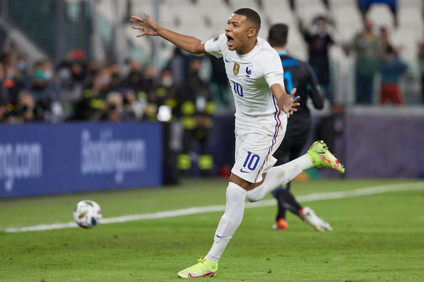 Poker Mbappé: in Nazionale francese l’ultimo a riuscirci fu Just Fontaine nel 1958 preview