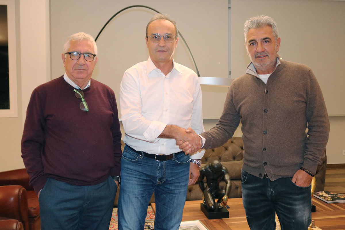 Modesto esonerato, Marino nuovo allenatore. Il Crotone conferma tutto con un comunicato article-post