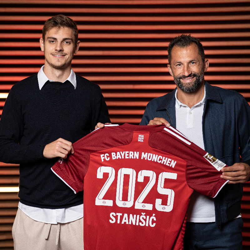 Ufficiale: Bayern Monaco, rinnovo per Stanisic fino al 2025 preview