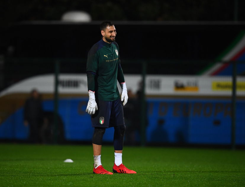 Donnarumma: “Non mi pento di aver lasciato il Milan. Raiola? E’ stata una doccia fredda” preview