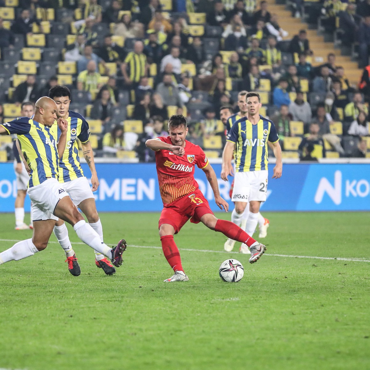 Svizzera, Gavranovic ci crede: “Non è scontato che l’Italia vincerà facilmente” article-post