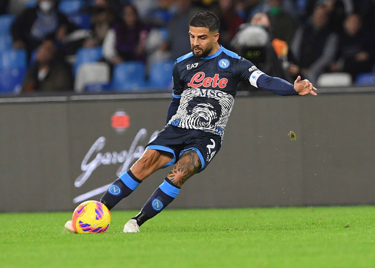 Napoli, problema al ginocchio per Insigne. Il comunicato article-post