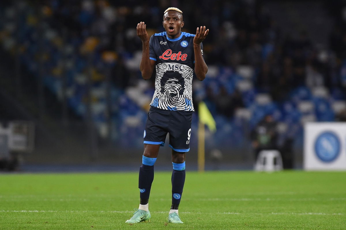 Osimhen, l’entourage: “Victor è molto giù di morale. Rischia di perdere la Coppa d’Africa” article-post