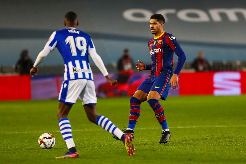 Araujo accoglie Lewandowski: “È davvero grandioso averlo con noi” preview