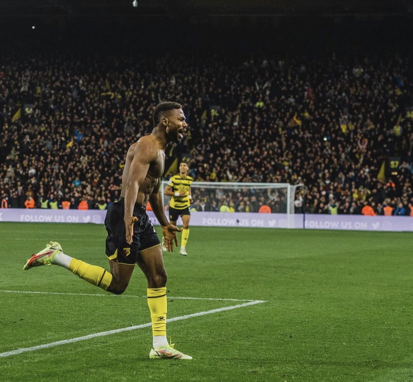 EMMANUEL DENNIS, DALL’ESCLUSIONE PER UN POSTO SUL PULLMAN ALLA RIBALTA IN PREMIER preview