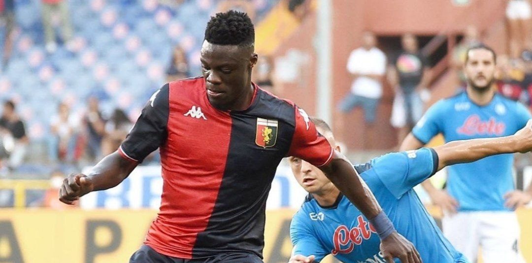 Ekuban risponde a Nico Paz. Finisce 1-1 Como-Genoa. Padroni di casa in 10 nel finale article-post