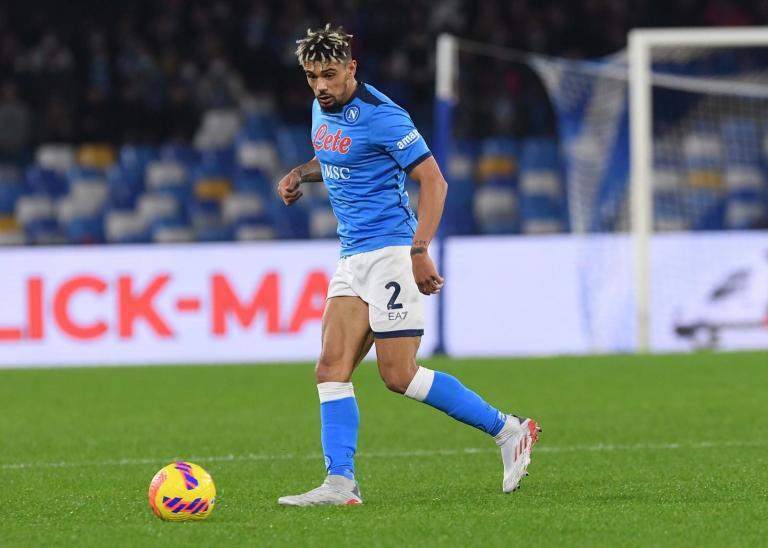 Sondaggio: secondo il 54% dei votanti, avrebbero pesato di più le assenze del Napoli di quelle della Roma Sondaggio: secondo il 54% dei votanti, avrebbero pesato di più le assenze del Napoli di quelle della Roma