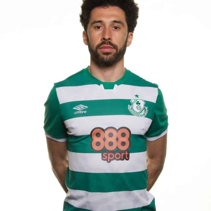 Capo Verde, la storia curiosa di Roberto Lopes convocato in Nazionale grazie a Linkedin: “Credevo fosse spam” preview