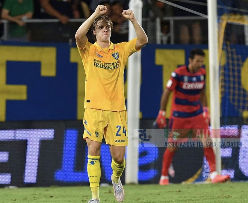 Serie B, il Frosinone, in rimonta, batte la Cremonese. Finisce 2-1 allo Stirpe preview