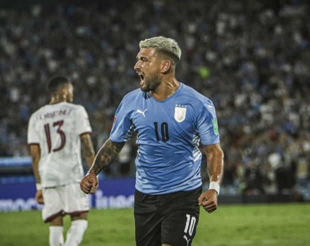 DE ARRASCAETA, TALENTO E GARRA PER FAR SOGNARE L’URUGUAY preview