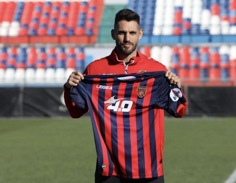 LARRIVEY SINDACO DI COSENZA preview