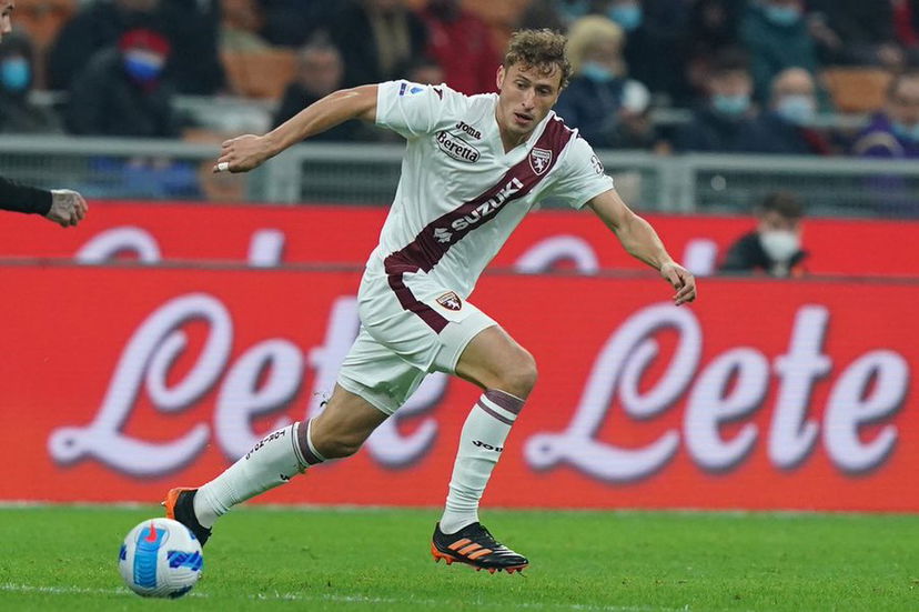 Un palo di Vojvoda, sbadigli e poco altro: reti bianche tra Genoa e Torino preview