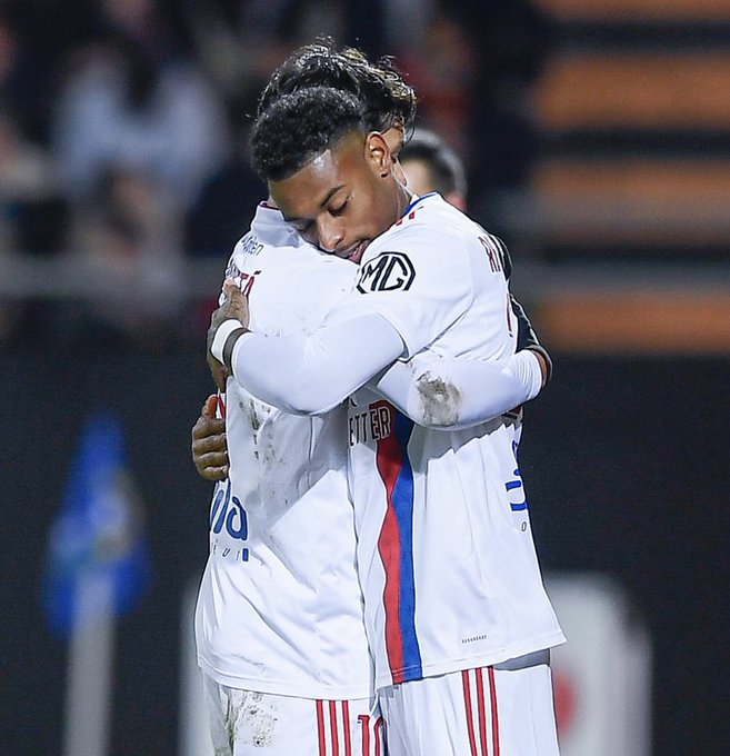 La carriera di Reine-Adelaide riparte: in campo col Lione dopo 13 mesi article-post