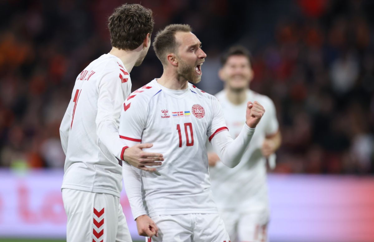 Eriksen torna in campo a Copenaghen e chiude il suo cerchio. Stasera l’omaggio del suo popolo article-post