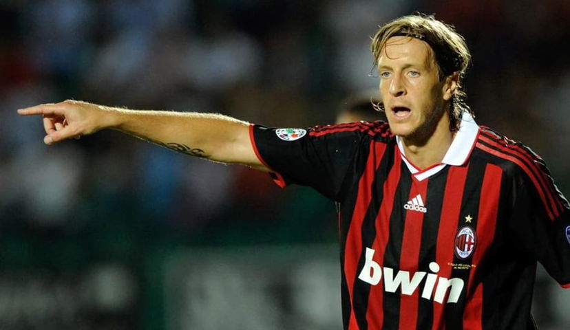 Ambrosini: “La Juventus ha commesso più errori di tutti, non merita di giocarsi lo scudetto” preview