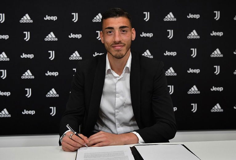 L’indiscrezione: la Salernitana alza il pressing per il difensore Riccio della Juve preview