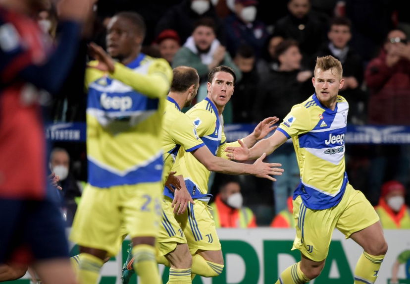 La Juve rimonta a Cagliari con Vlahovic su assist di Dybala: 2-1 preview