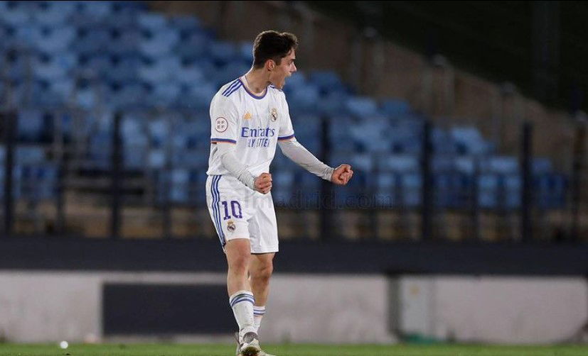 SERGIO ARRIBAS, STELLA NASCENTE IN CASA REAL preview