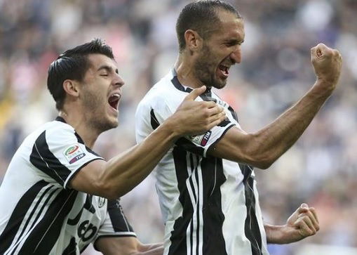 Morata, parole al miele per Chiellini: “Uno dei migliori difensori della storia” preview