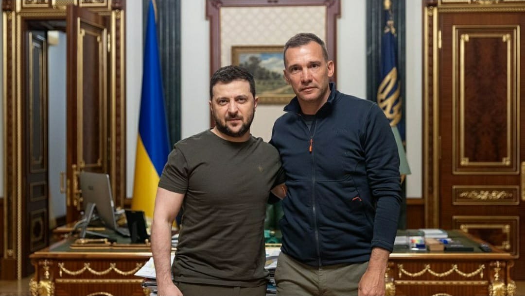 Shevchenko incontra Zelensky a Kiev: “Rappresento l’Ucraina, la mia priorità è aiutarla” article-post