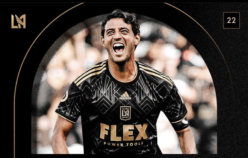 Ufficiale: Los Angeles FC, Carlos Vela rinnova fino a dicembre 2023 preview