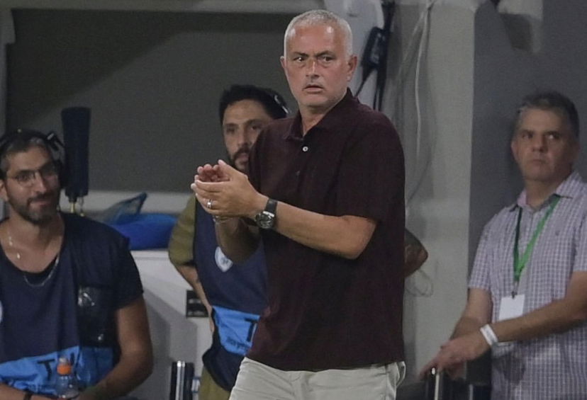 Mourinho: “Il mercato non è per me. Non penso a niente, io sono un uomo di campo, sono contentissimo” preview