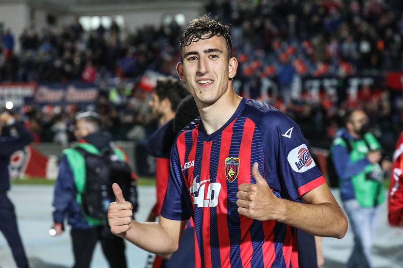 Ufficiale: Zilli rinnova con il Cosenza fino al 2025 preview