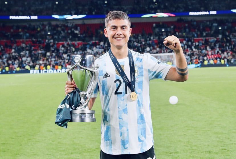 Dybala: “Rigore centrale in finale? Me l’ha detto Emi Martinez” article-post