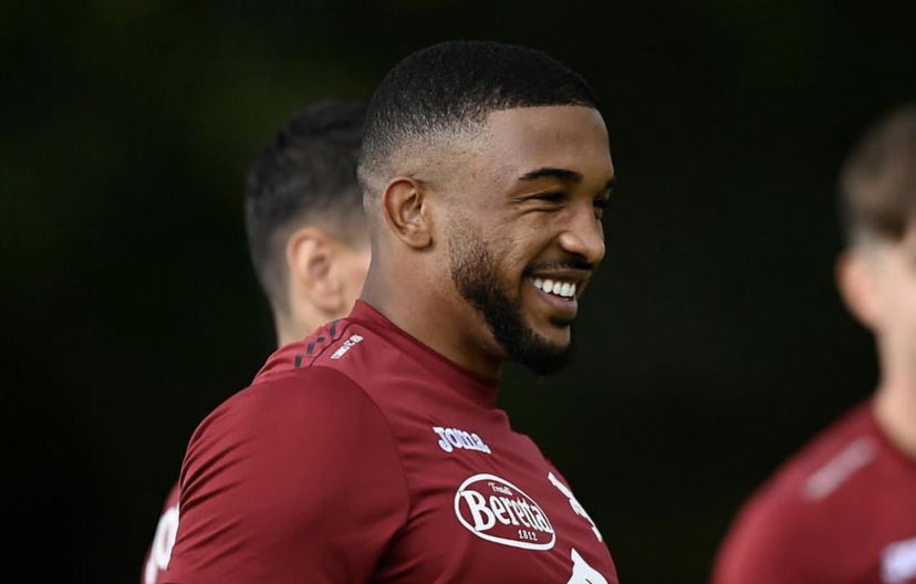 Juventus, Bremer è atterrato a Torino preview