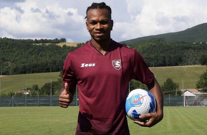 Esclusiva: Lecco, incontro e accordo con Obi. Ma deve liberarsi un posto in lista preview