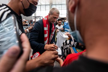 MLS, Bernardeschi “strappa” il rigore a Jimenez e va in gol article-post