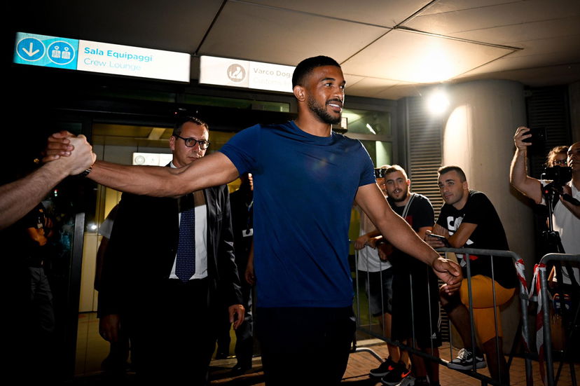 Bremer è arrivato al JMedical, visite e poi la firma preview