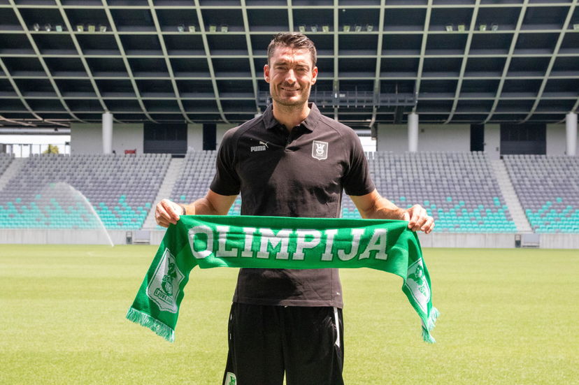 Follia in Slovenia: gli ultras non lo vogliono, il tecnico costretto ad andare via preview