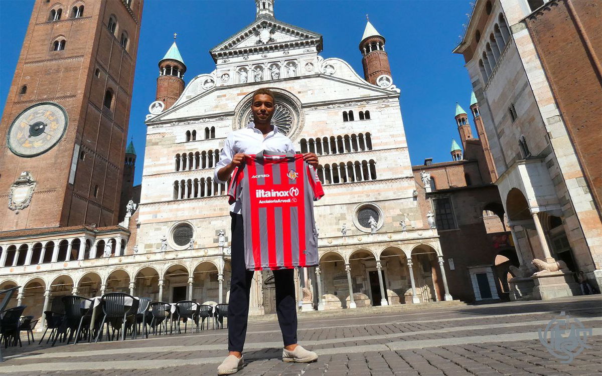 Dessers: “Sarà una sfida difficile, ma bellissima. Cremonese, sogniamo insieme” article-post
