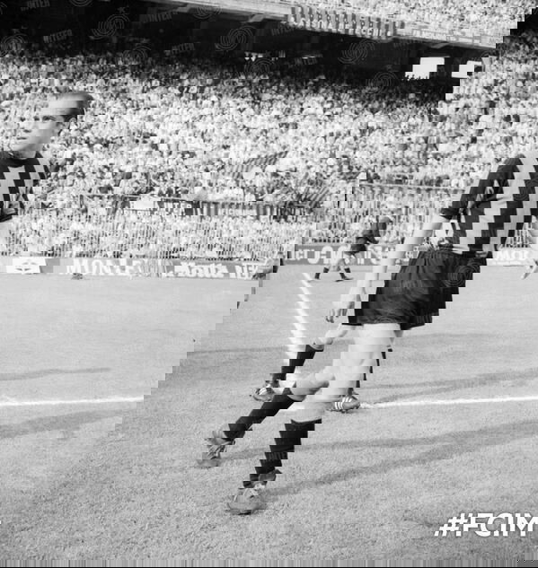 Luisito Suarez: “Lo scudetto sarà un derby lungo un anno, Inter e Milan alla pari” article-post