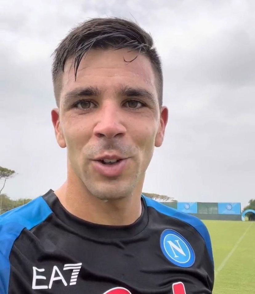 Simeone ai tifosi del Napoli: “Contento di essere qui”. E dà l’appuntamento al Maradona… preview