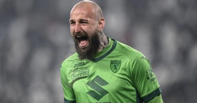Gineitis, festa Toro (2-1). Il Milan piange ancora: Pulisic sbaglia un rigore, non basta Reijnders
