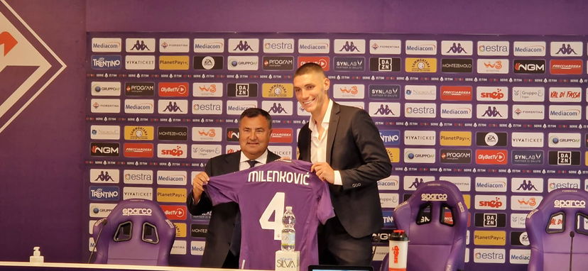 Milenkovic su Vlahovic: “In campo non ci sono amici. Rinnovo? Fondamentale la conferma di Italiano” preview