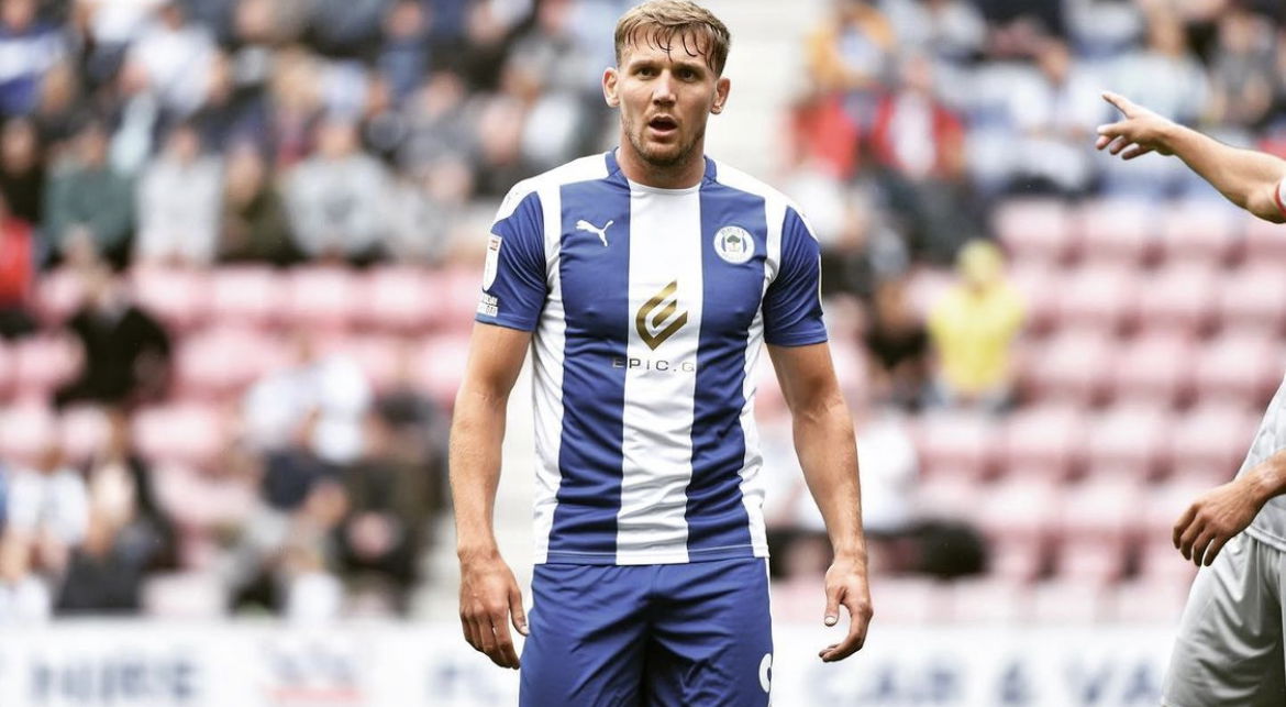 Wigan, Wyke è tornato in campo 9 mesi dopo il malore: “Eriksen mi ha dato l’ispirazione” article-post