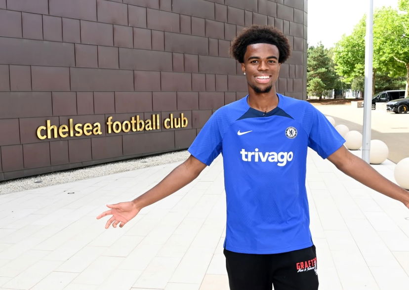 Chukwuemeka: “Sono felicissimo, non vedo l’ora di scendere in campo per vincere trofei con il Chelsea” preview