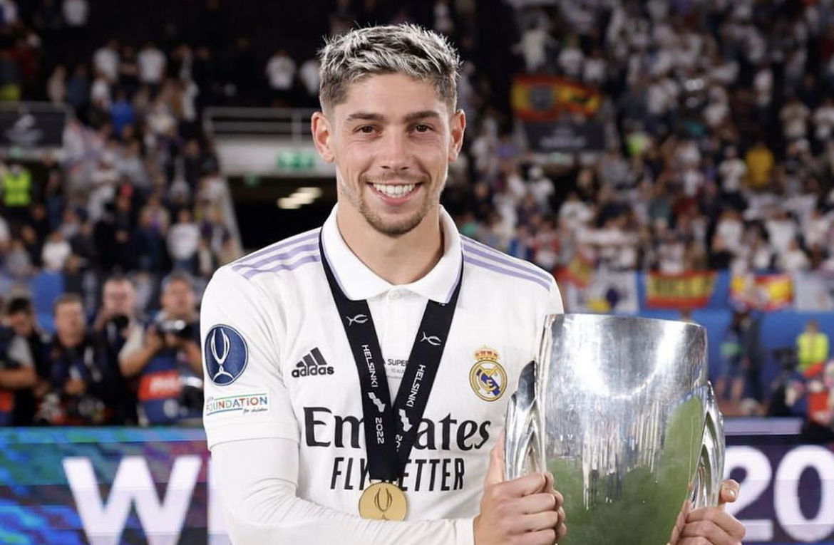 Kroos: “Sono un fan di Valverde. Se non trova un passaggio, parte da solo e va a dritto” article-post