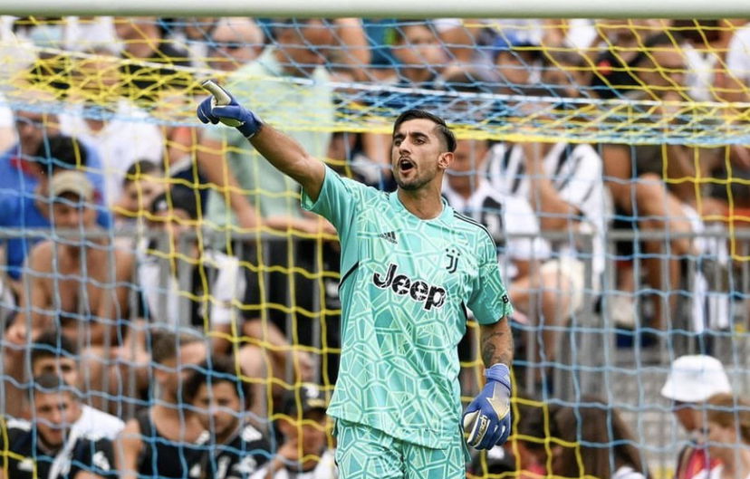 Juve, lesione del legamento collaterale mediale per Perin. La nota preview