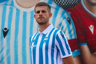 Adesso è anche ufficiale: Luca Valzania è un nuovo calciatore della SPAL preview