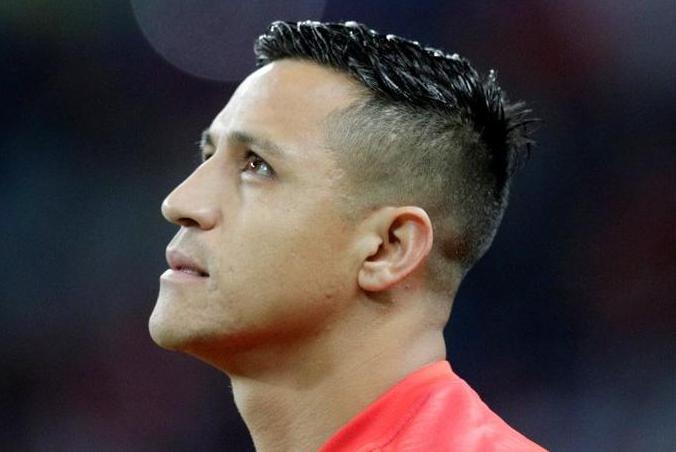 Sanchez: “Non sono un 9 puro. Giocare spalle alla porta è difficile” preview