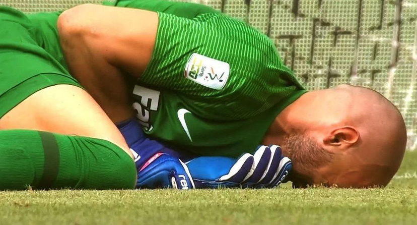 Il portiere Leali dopo la frattura: “Sarà dura stare lontano dal campo” preview